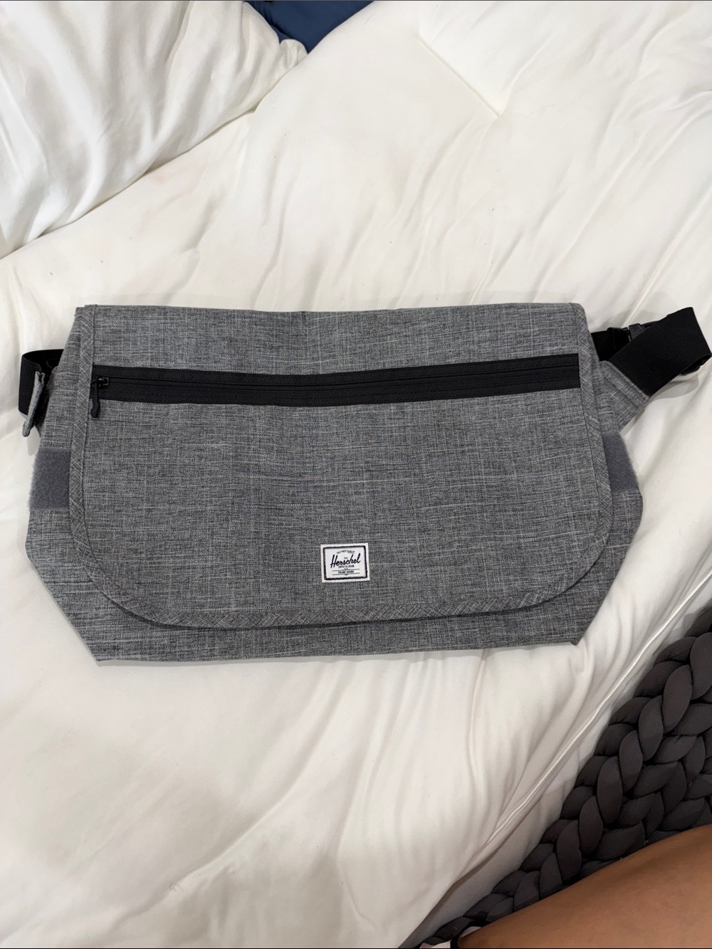 Herschel Supply Company Gray Messenger Bag with Black Accent